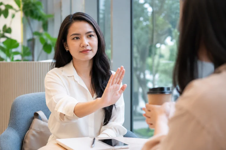 Perempuan Juga Berhak Berkata Tidak Tanpa Rasa Bersalah